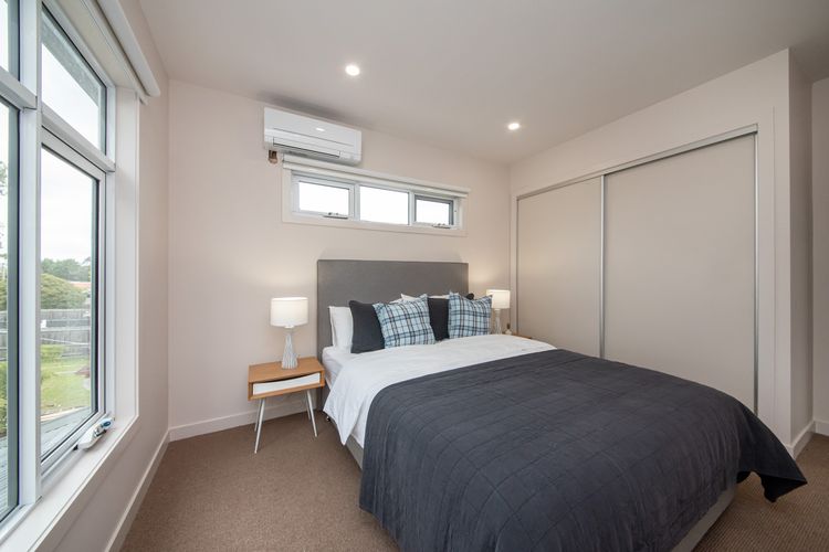 Bedroom 2 with Queen bed