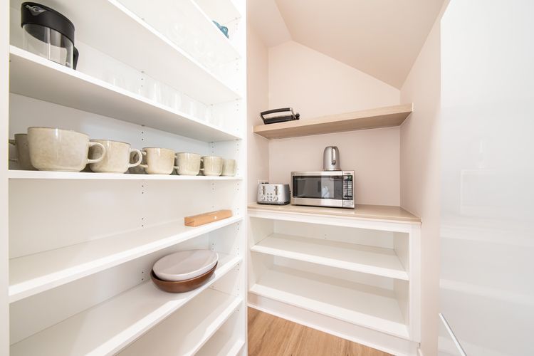 Walk in butlers pantry