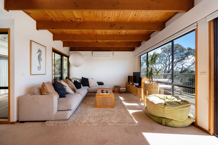 Koonya Treetops with Cedar Spa