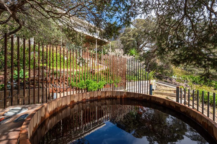 Koonya Treetops with Cedar Spa