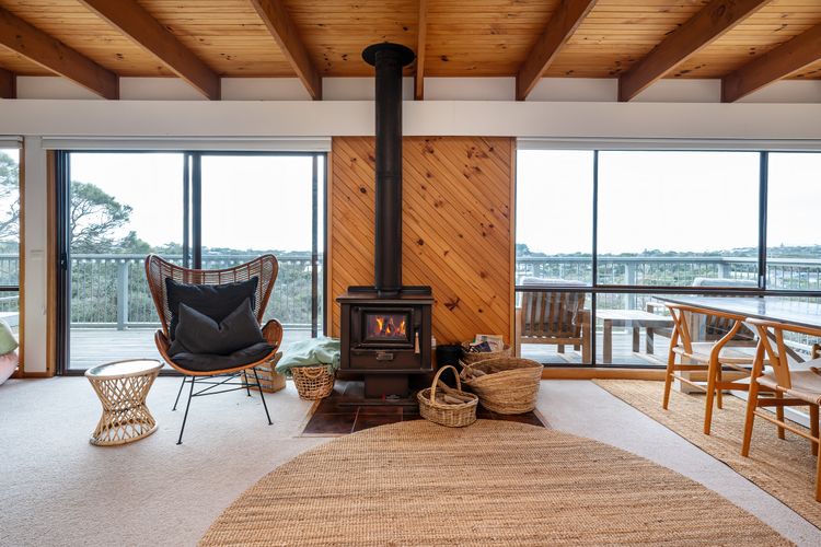 Koonya Treetops with Cedar Spa