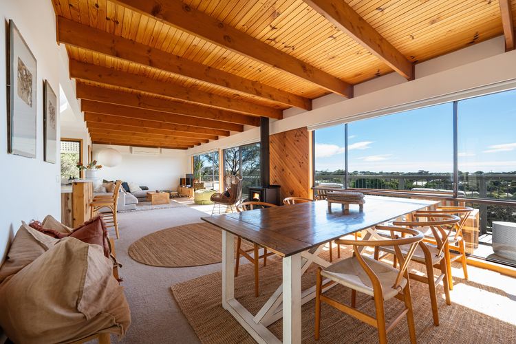 Koonya Treetops with Cedar Spa
