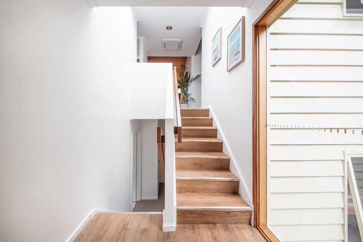 Upstairs living, downstairs bedrooms
