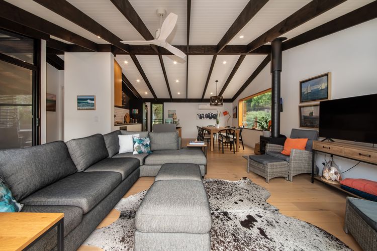 Lounge with cosy fireplace