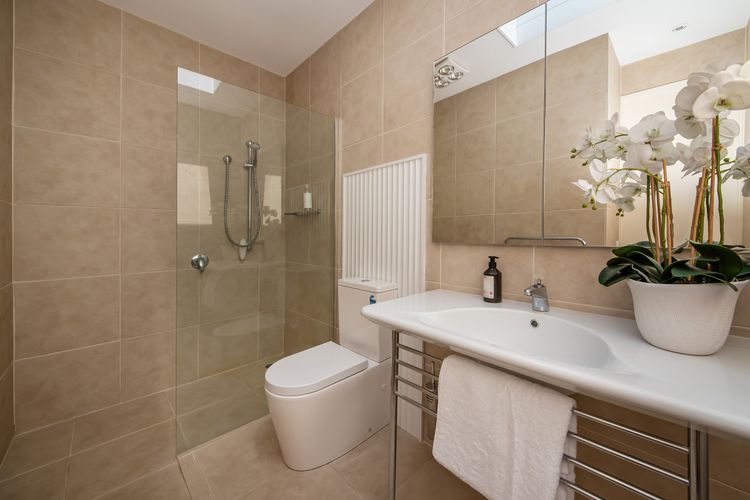 Masters bedroom Toilet and Shower