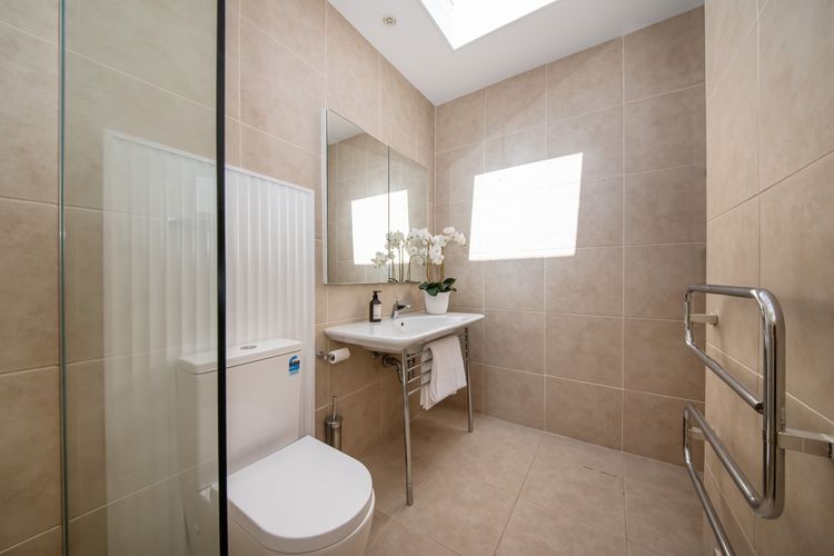 Chic Masters bedroom Toilet and Shower