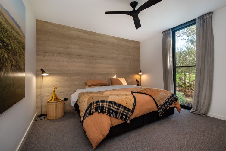 Bedroom two with king bed or two king single beds with ensuite