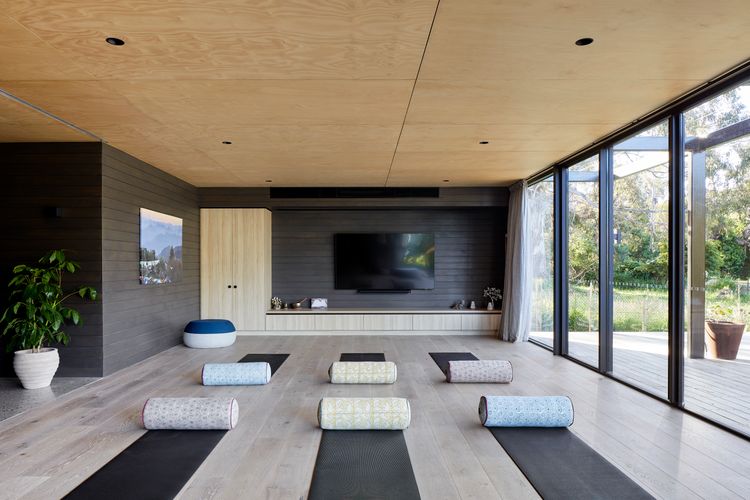 Spacious yoga area