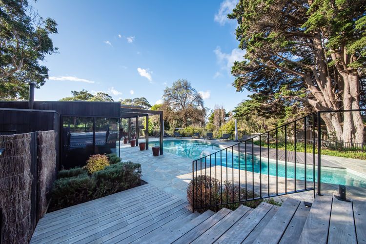ATLAS RETREAT