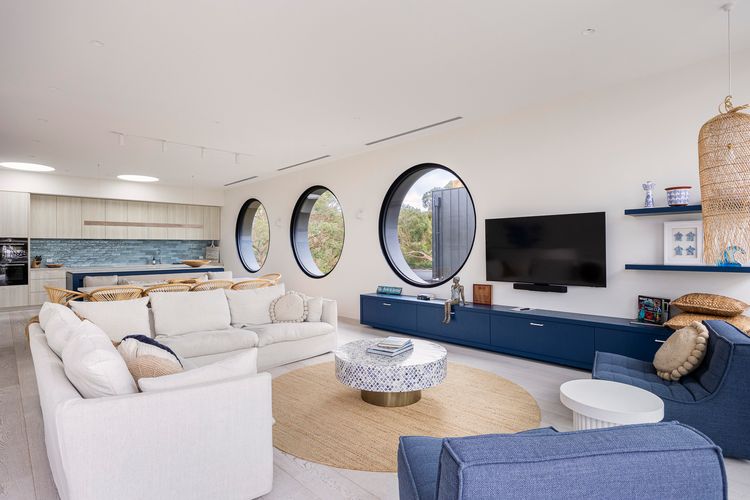 Stunning living, dining and kitchen