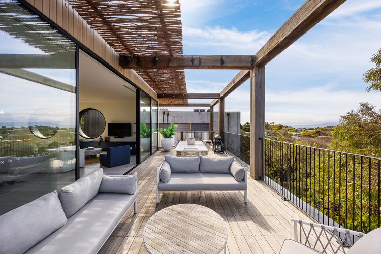 Spacious outdoor dining and the perfect space to relax whilst enjoying the views!