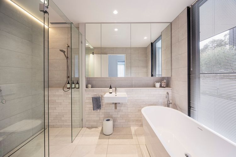 Santorini Blue Sorrento with heated spa and stunning views