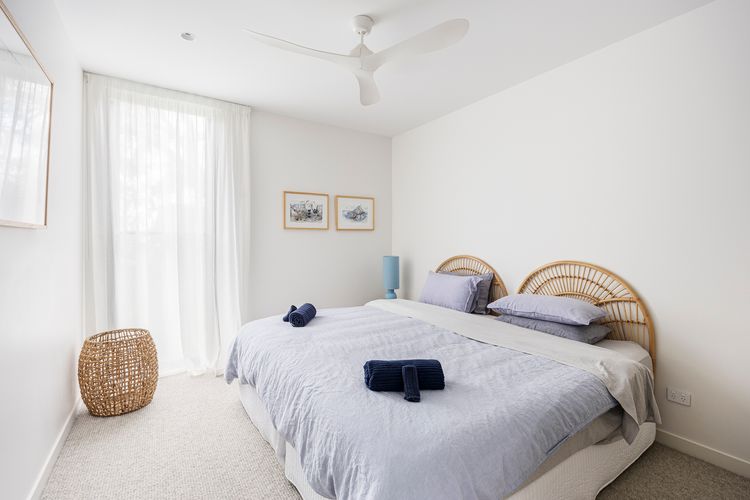 Santorini Blue Sorrento with heated spa and stunning views