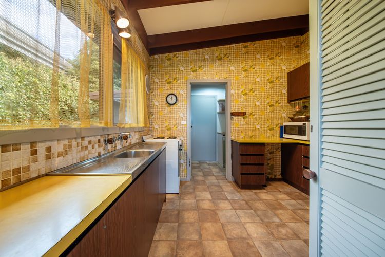 Adorable retro kitchen