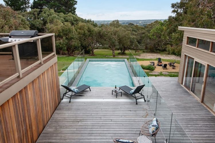 Long View – Heated Pool in Red Hill