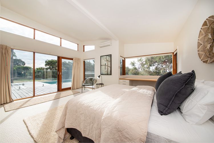 Master bedroom (downstairs) king bed and ensuite
