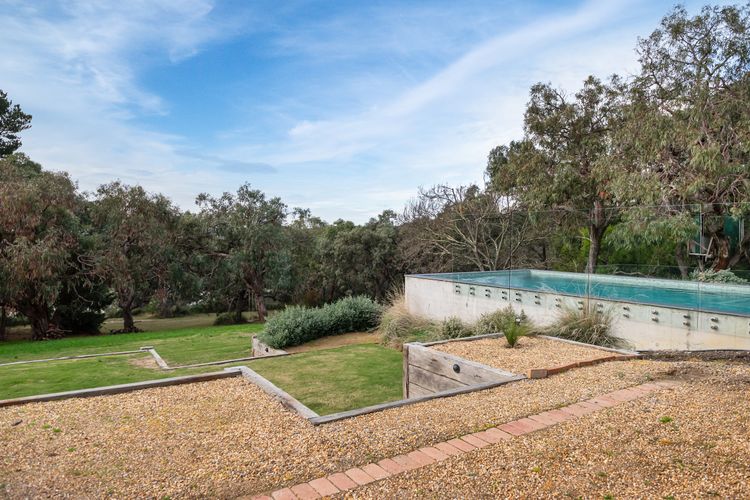 Long View – Heated Pool in Red Hill