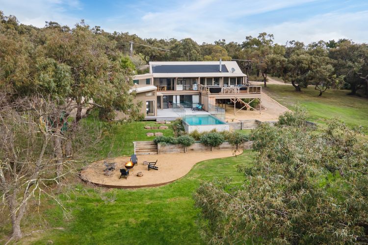 Long View – Heated Pool in Red Hill