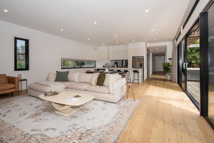Open plan lounge room 