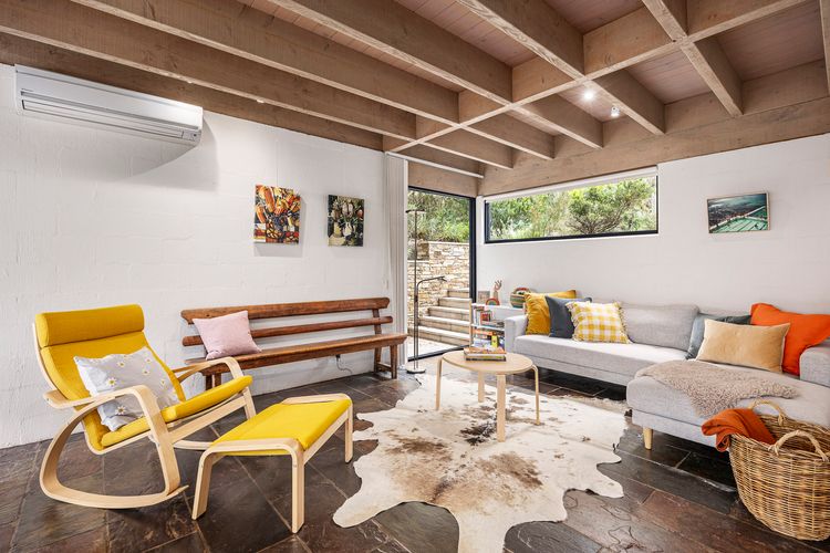 Seating area, perfect for families and friends