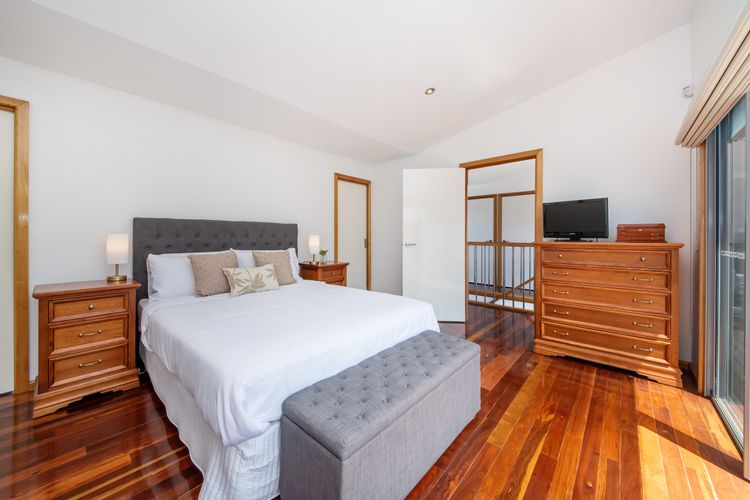 master bedroom with WIR & ensuite