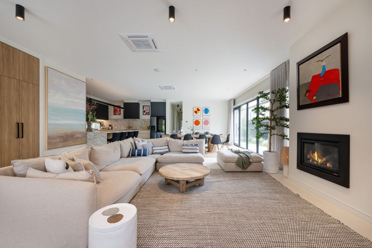 Gas fireplace in the living room