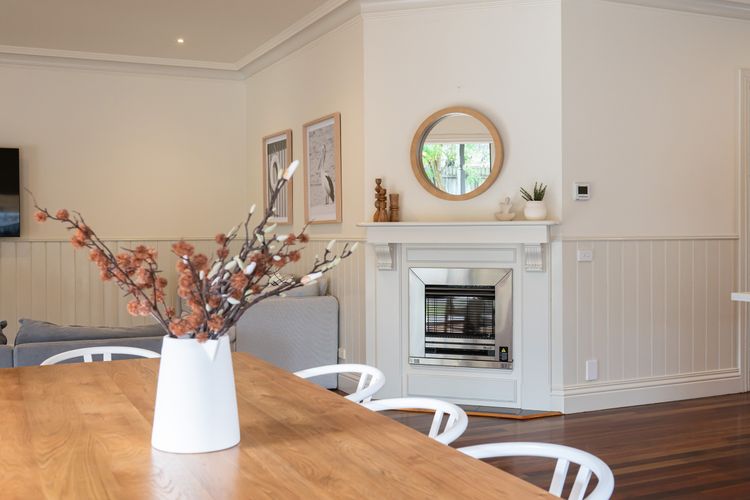 Gas fireplace 