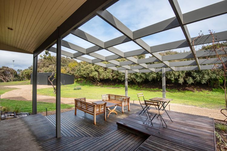 Enjoy our outdoor furniture, which combines durability, style, and functionality for gathering with family and friends or simply relaxing.