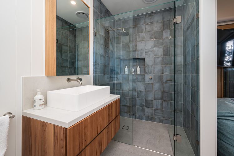 Bunk room ensuite