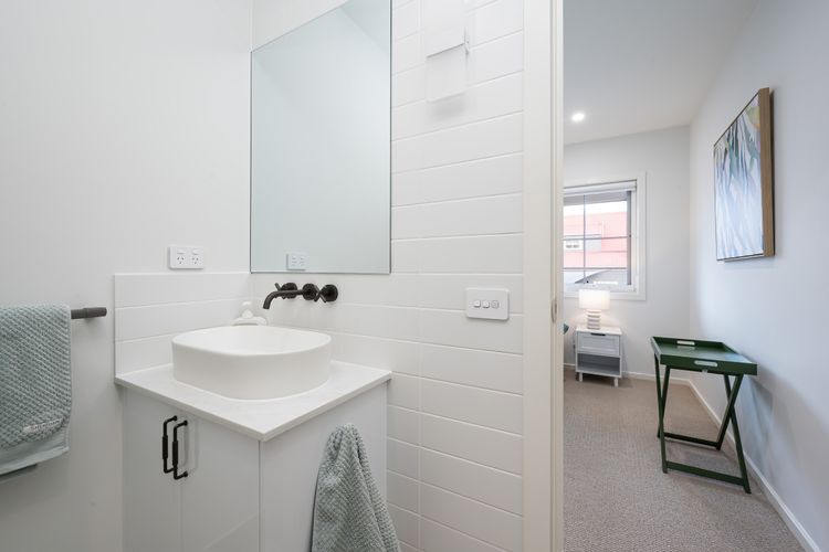 Ensuite