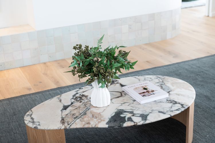Styling and decor
