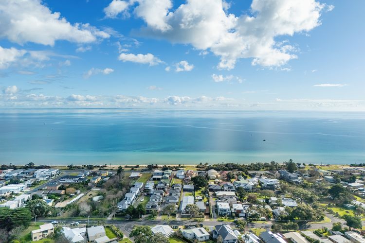 Walking distance to the beach
