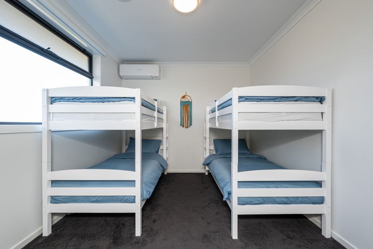 bunk room