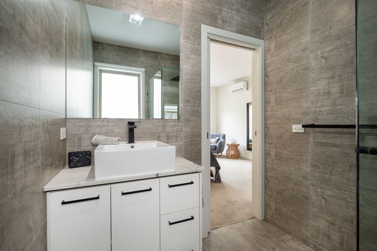 Master Ensuite