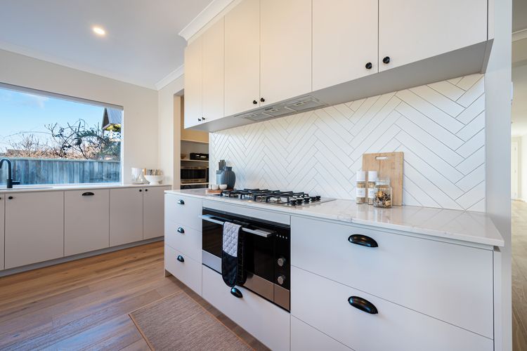 Solara House with Heated Pool and Cinema Room