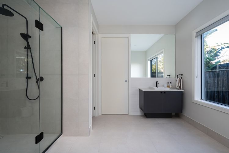 Main bathroom with bath