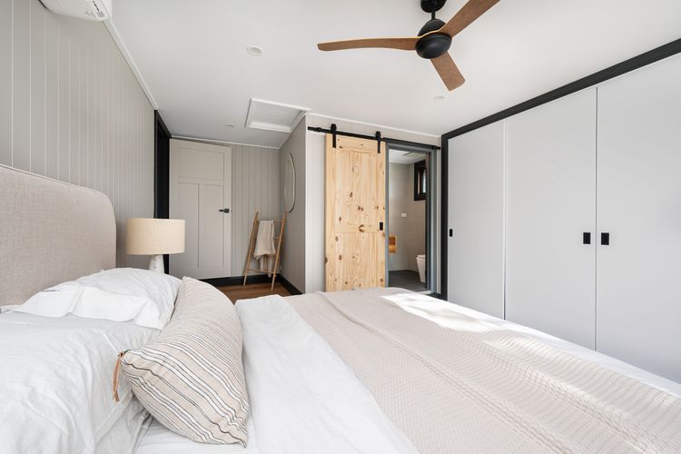 Bedroom 1 with King bed and ensuite