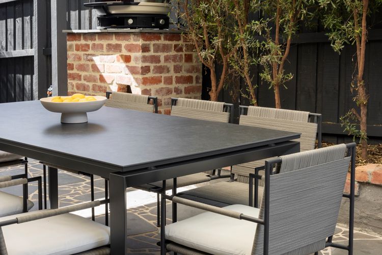 Undercover Outdoor dining area with pizza oven
