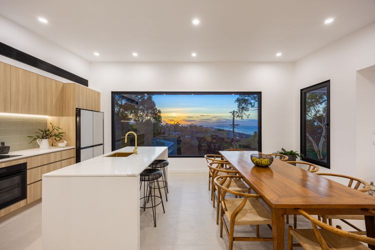 Stunning View over Port Philip Bay from the kitchen and dining area