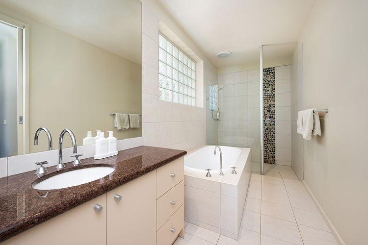 Ensuite off Master Bedroom 