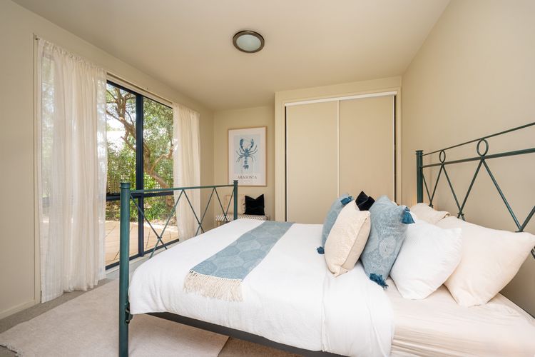 Queen bedroom 