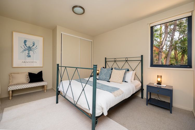 Queen bedroom 