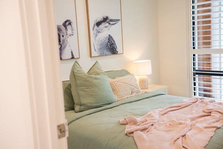 Bedroom 2 with Queen bed