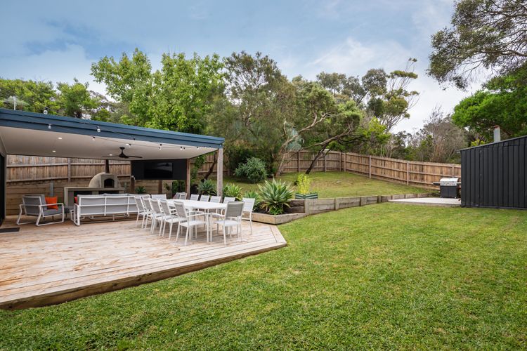 Loads of space in the backyard for the kids to play