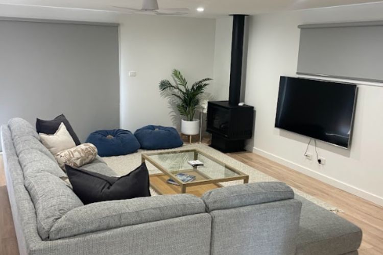 Living room with cosy fireplace