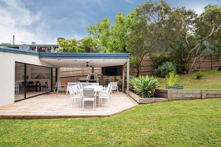 Loads of space in the backyard to entertain