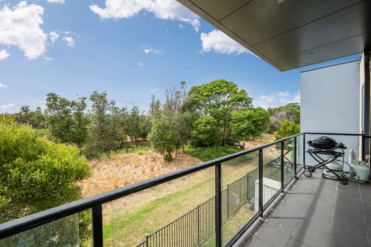 Beachfront Gem in Capel Sound