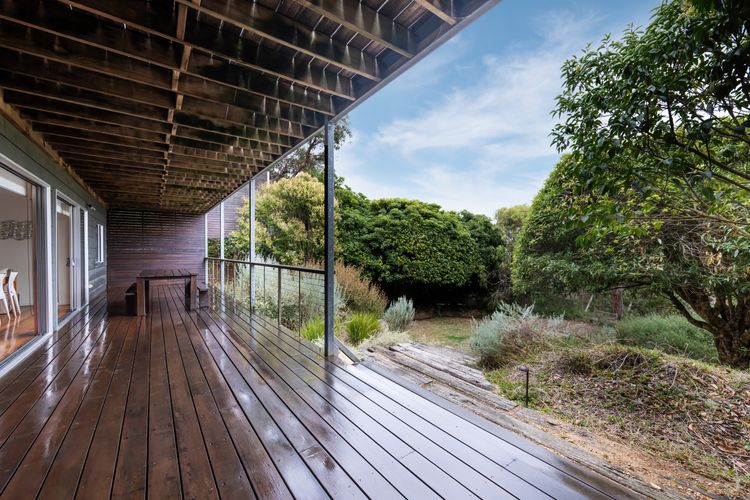 Alfresco seating