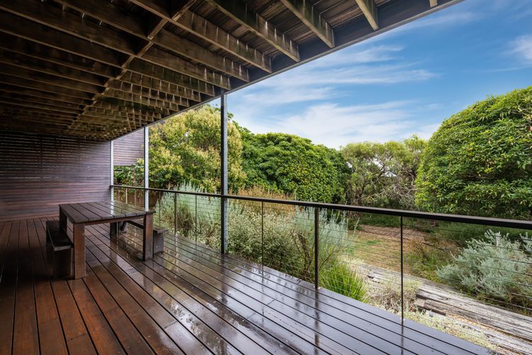 Alfresco seating