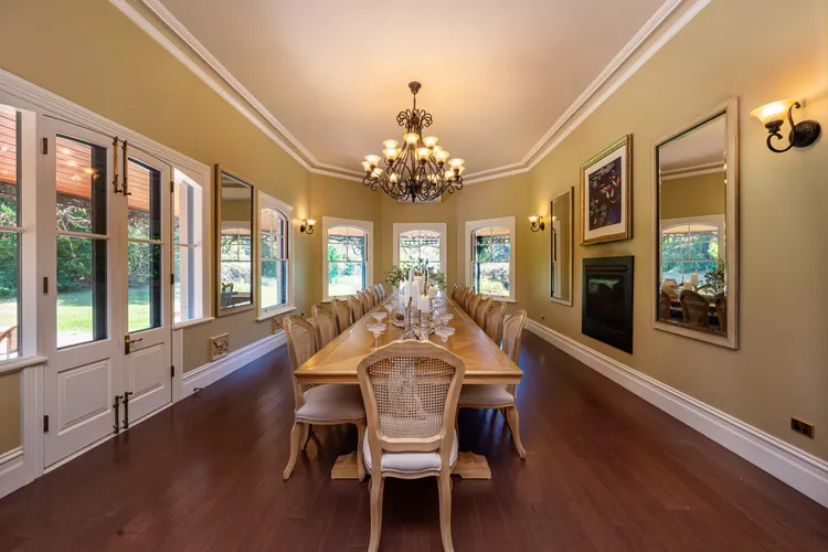 The Manor – Woodman Estate